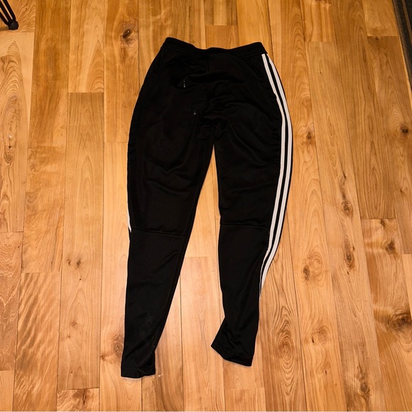 Nike Joggers Small - Picture 6 of 8
